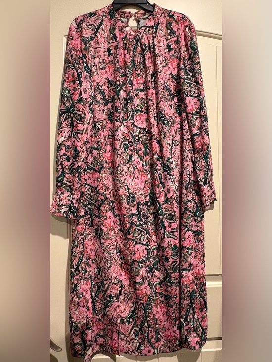 H&M Dresses & Skirts - H&M Pink Floral Long Sleeve Midi Dress